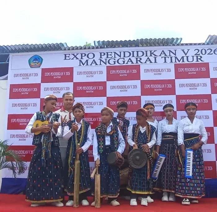 Menghidupkan "Nenggo" di Panggung Modern