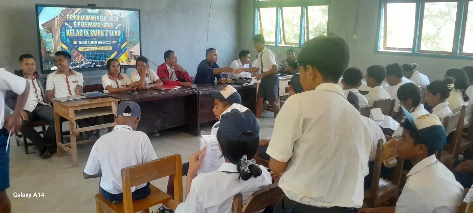 Refleksi Kelulusan Kelas IX SMPN 7 Elar T.A  2025/2026